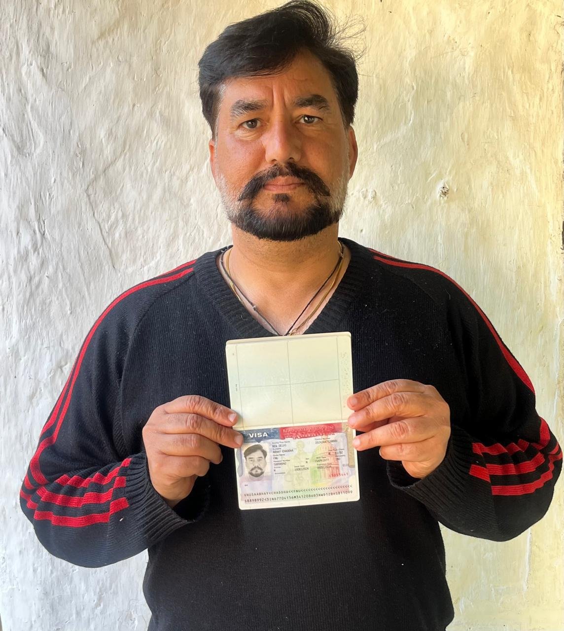 Tourist visa traveller